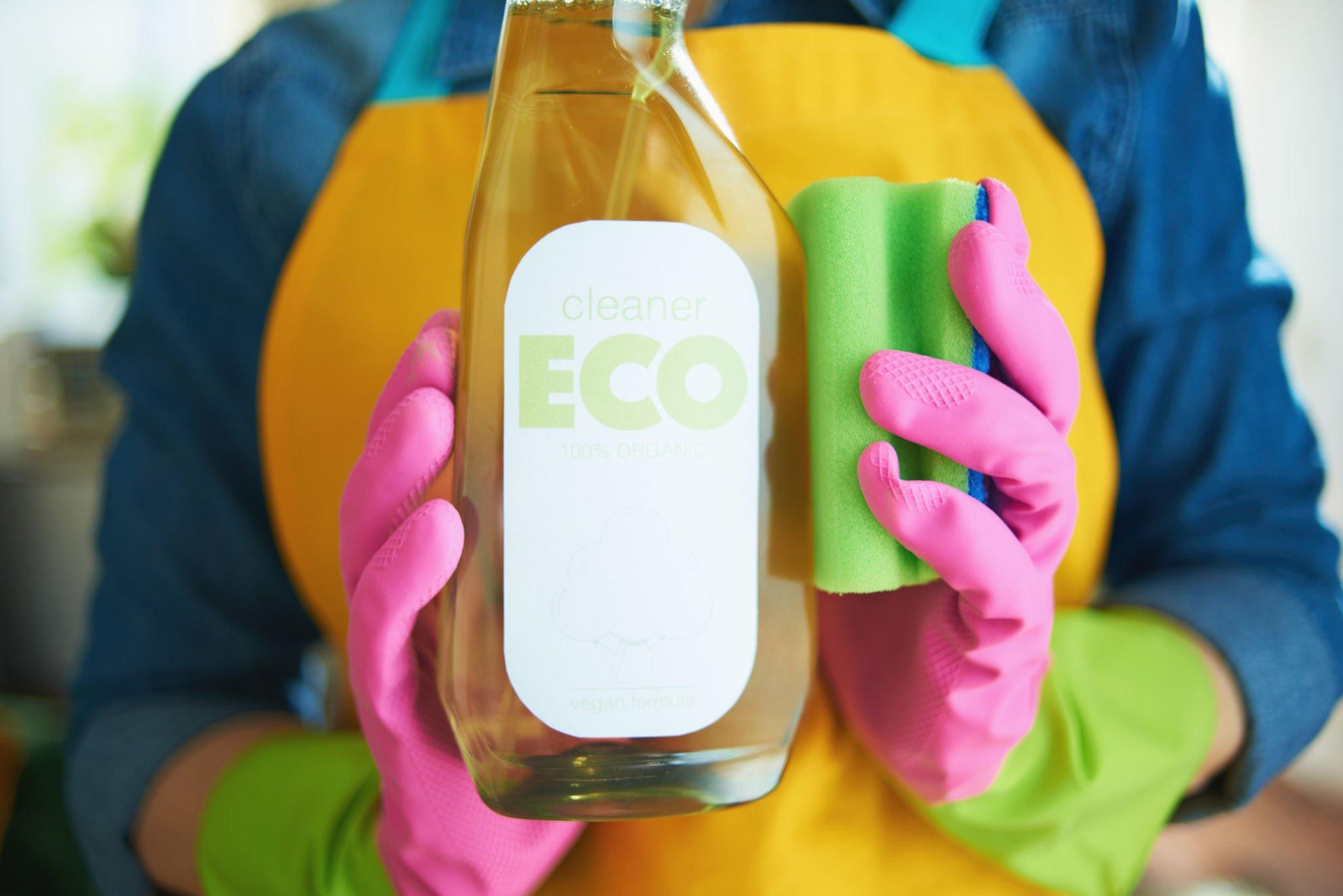 8 Eco-Friendly Cleaning Hacks