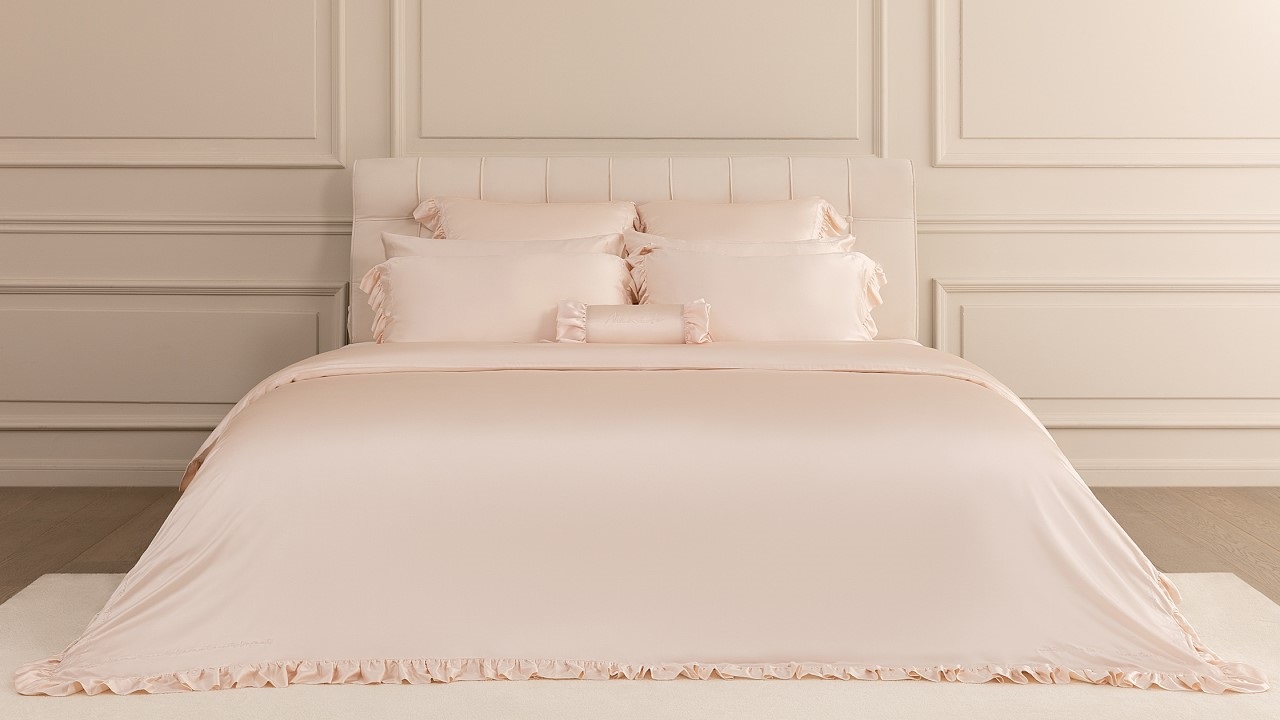 The Ultimate Guide to Silk Bedding Care: Preserving Your Luxury Sleep Experience